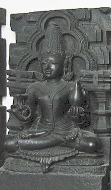 Чандра, бог Луны в индуизме. Британский музей — XIII век, Конарк
