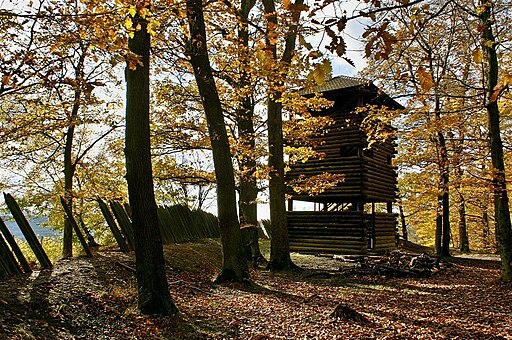 Chartaque - Wachturm an den Eppinger Linien - panoramio
