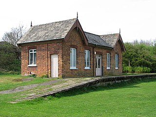 <span class="mw-page-title-main">Corpusty and Saxthorpe railway station</span> Former railway station in Norfolk, England