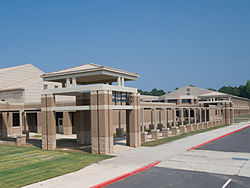 Creekview high school.jpg