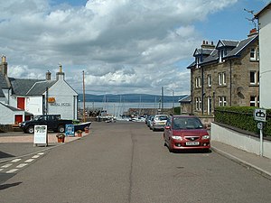 Cromarty town and Harbour - geograph.org.uk - 353630.jpg