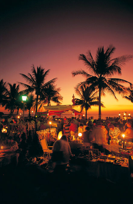 Mindil Beach markets