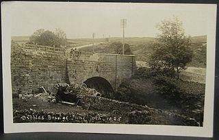 <span class="mw-page-title-main">1925 Dibbles Bridge coach crash</span>