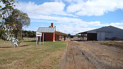 How to get to Dumaresq Railway Station with public transport- About the place