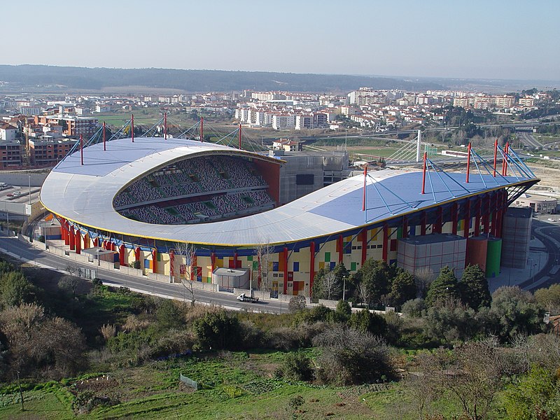 File:Estadio de Leiria.jpg