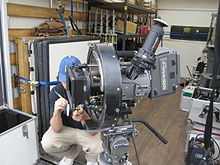 A special axis head allows for Cinematographers to set up Dutch angles. Eubank-Love-2011-Figur-Genesis-Dutch.jpg