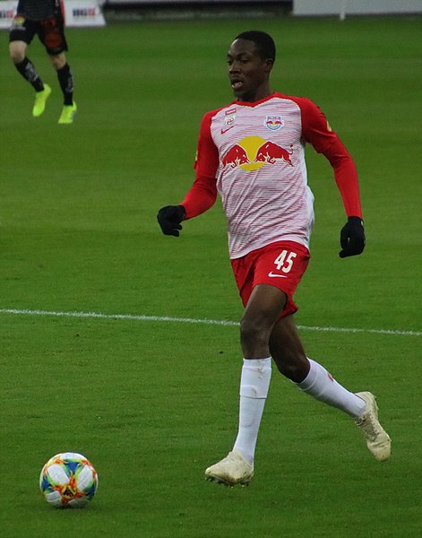 File:FC Red Bull Salzburg gegen Wolfsberger AC (2. März 2019) 34.jpg