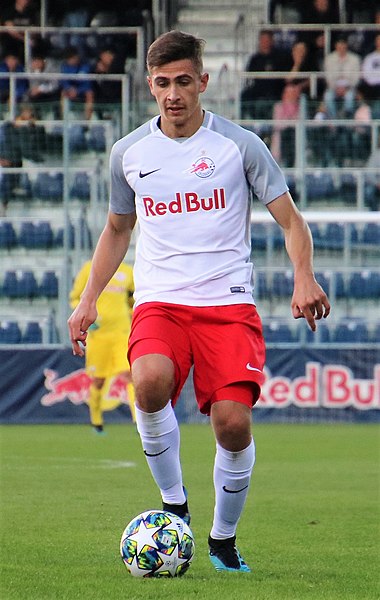 File:FC Salzburg (U19) gegen SSC Napoli (U19) UEFA Youth-League 2019-66.jpg