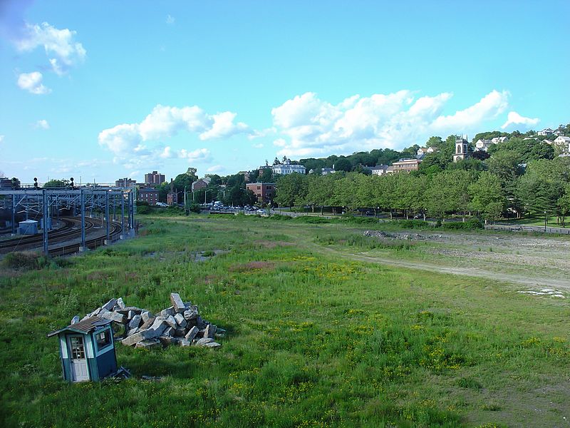 File:Field next to Providence train station 1.jpg