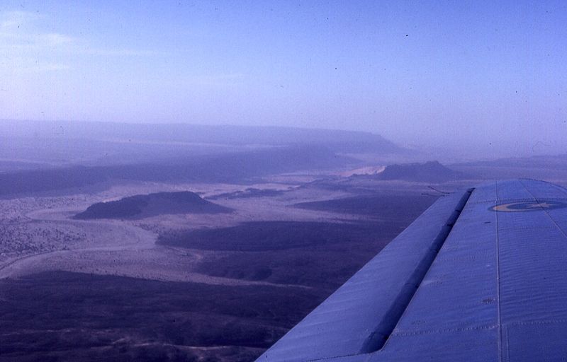 Файл:Flying over the Sahara Desert, Mauritania, 1967 (465208233).jpg