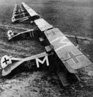 Fokker D.VII z Jasty 72 v Bergnicourtu 1918.jpg