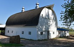 Fred Dan Rosa Fulton Barn.jpeg