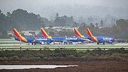 Thumbnail for File:Gaggle of Southwest 737s at Santa Barbara.jpg