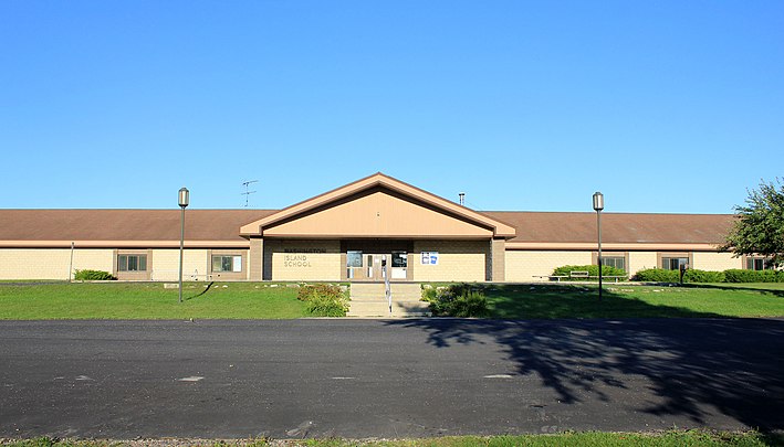 Остров вашингтон. School Island. Фарелы острова школы. LKSD Nelson Island School. Freedom High School (Wisconsin).