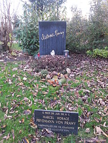 Grab von Marcel Prawy auf dem Wiener Zentralfriedhof, Gruppe 33 G, Nummer 32 (Dez. 2014)