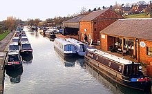 The canal at Braunston Grand Union Canal at Braunston.jpg