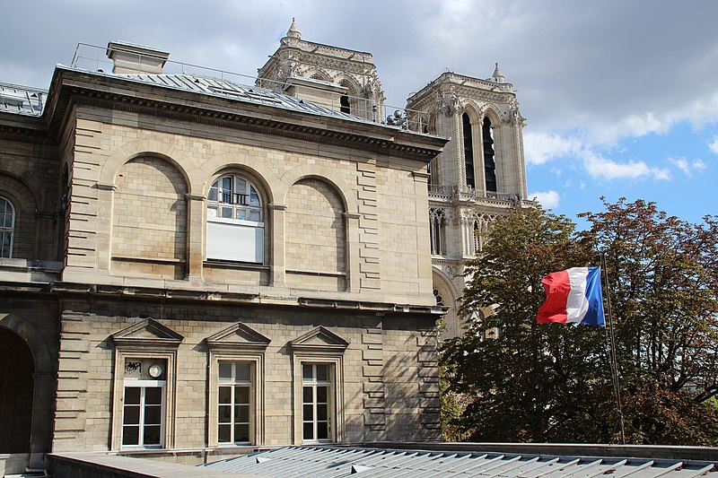 File:Hôtel-Dieu 2012 45.jpg