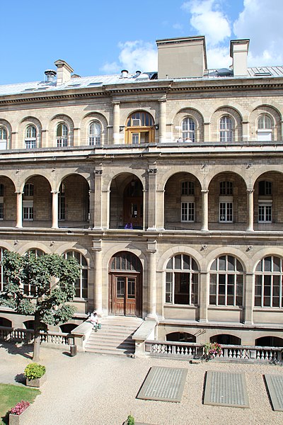 File:Hôtel-Dieu 2012 54.jpg