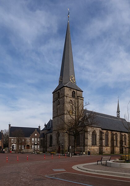File:Haaksbergen, de Sint-Pancratiuskerk RM18874 IMG 0106 2024-03-10 13.26.jpg