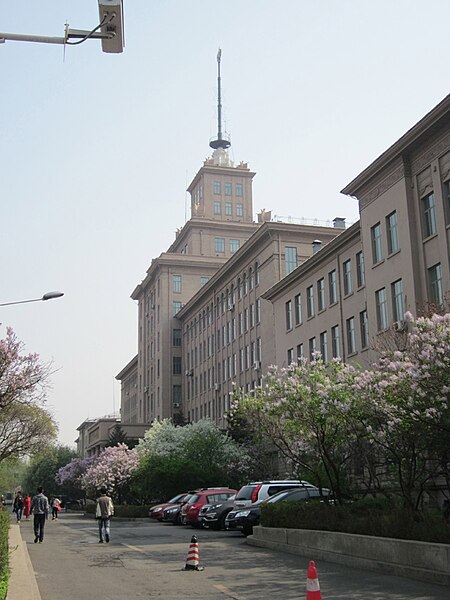 ไฟล์:Harbin Institute of Technology building.jpg
