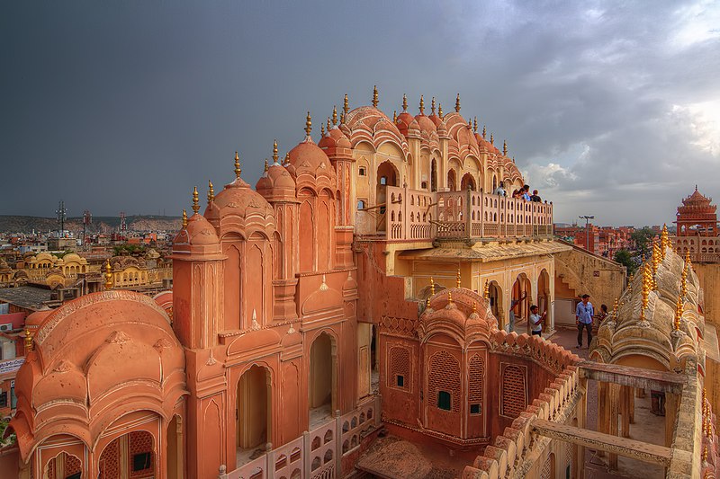 File:Hawa Mahal on a stormy afternoon.jpg