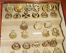 Display of English brasses HorseBrassDisplayBedfordMuseum.JPG