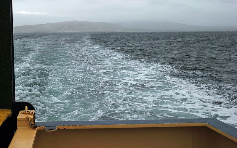 File:Houton Ferry to Hoy - panoramio.jpg