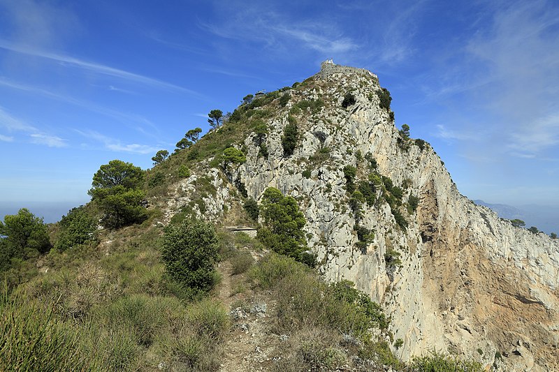 File:I08 367 Monte Solaro.jpg