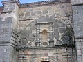 Detalle de la puerta norte de la Ilesia de Santu Domingu