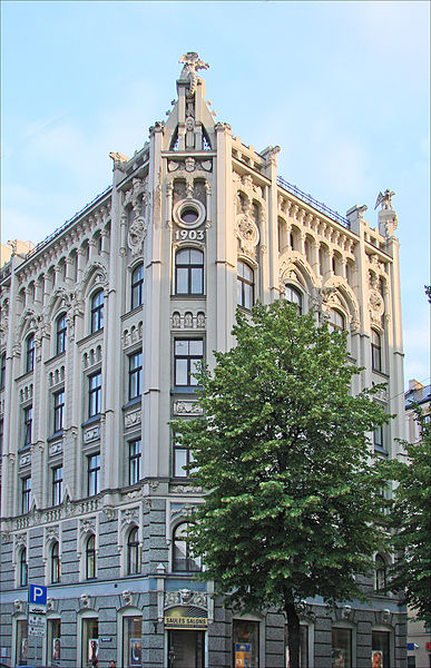 File:Immeuble art nouveau (Riga) (7575139496).jpg