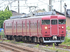 413系（日语：国鉄413系・717系電車）列車