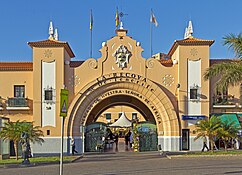 Mercado de Nuestra Señora de África, Santa Cruz de Tenerife (1943-1944)