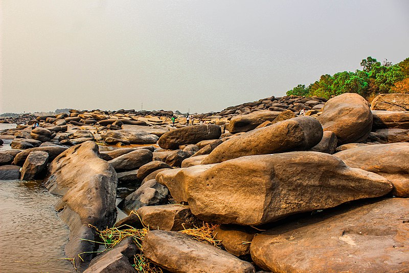 File:Le bord du fleuve Congo 03.jpg