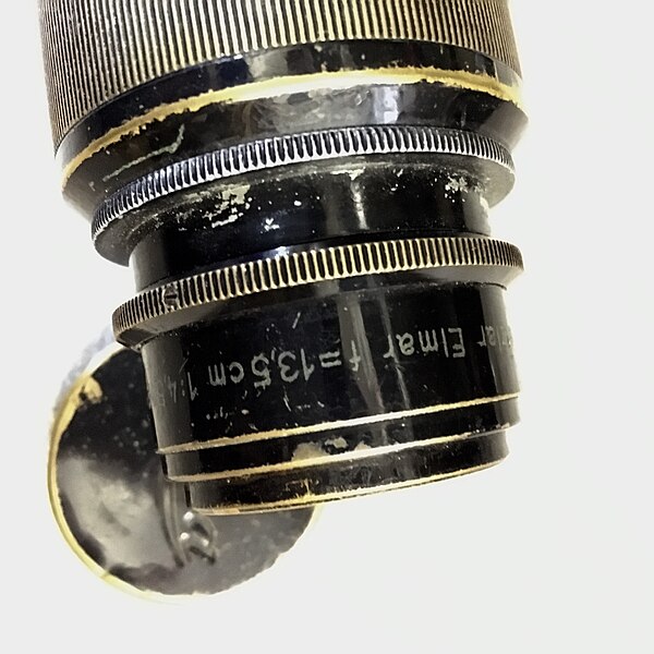 File:Leica Elmar 13,5cm 1932 (32170447303).jpg