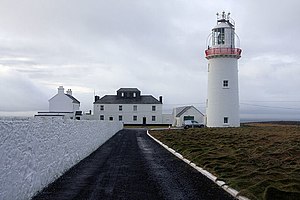 Loop Head lighthouse - geograph.org.uk - 1088798.jpg