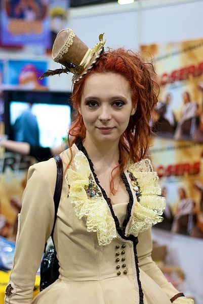 File:MCM Expo cosplay (4651426512).jpg