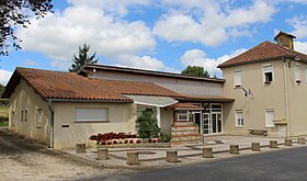 Mairie de Lubret-Saint-Luc (Hautes-Pyrénées) 1.jpg