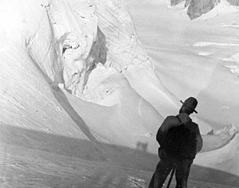 Man looking at snowfield, Vallee Blanche