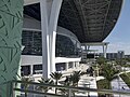 Marlins Park elülső plaza.jpg