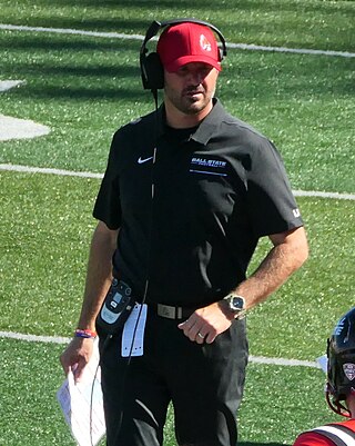 <span class="mw-page-title-main">Mike Neu</span> American gridiron football player and coach (born 1970)