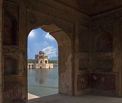 Hiran Minar