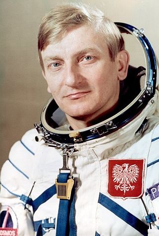 <span class="mw-page-title-main">Mirosław Hermaszewski</span> First Polish cosmonaut (1941–2022)