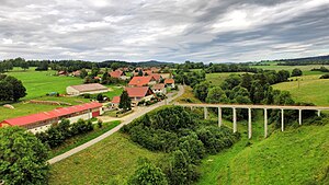Montbéliardot, le village et son pont.jpg