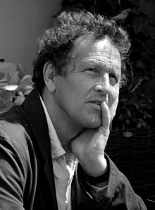 Monty Don at the Hampton Court Flower Show in 2011 (cropped).jpg
