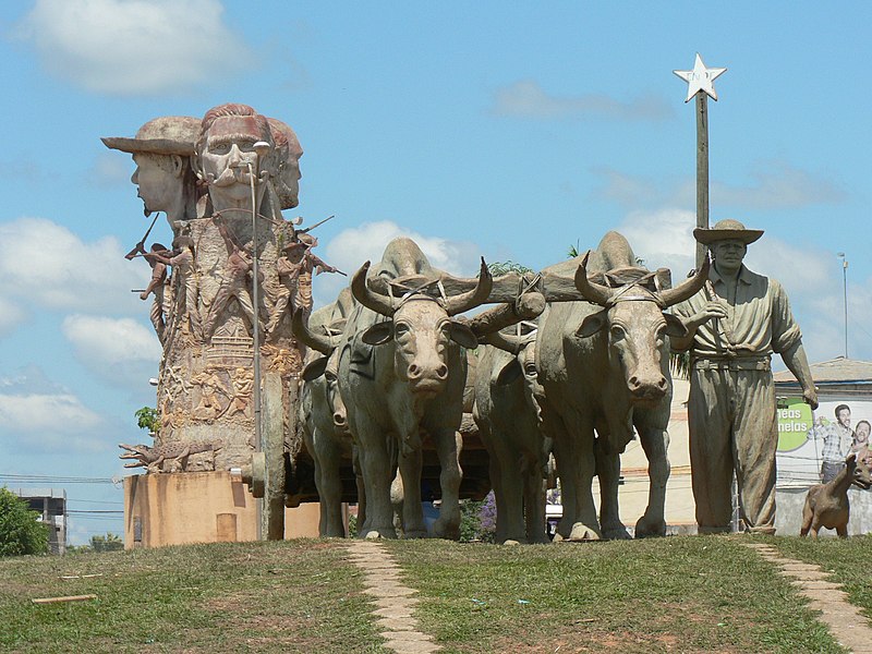 File:Monument Cobija1.JPG