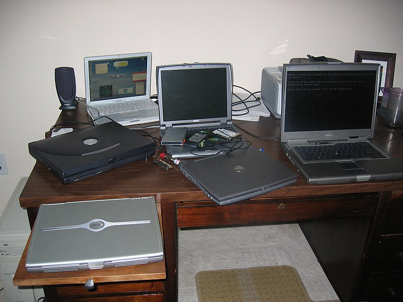 File:Multiple laptops.jpg