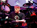 Neil Peart durant un solo au Xcel Energy Center le 22 mai 2008.