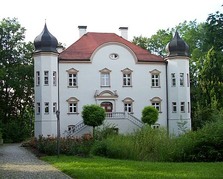 Niederpoering Rathaus