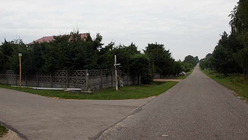 File:Pabianice woj. śląskie 21.07.2012 p.jpg