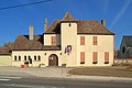 Français : Mairie, Pagny-le-Château (Côte d'Or, Bourgogne, France) photographié sans filtre bloquant IR. Català: Ajuntament, Pagny-le-Château (Costa d'Or, Borgonya, França) fotografiada sense filtre blocant els IR. Español: Ayuntamiento, Pagny-le-Château (Côte d'Or, Borgoña, França) fotografiada sin filtro bloqueando los IR.   This building is indexed in the base Mérimée, a database of architectural heritage maintained by the French Ministry of Culture, under the reference IA00071074 . brezhoneg ∙ català ∙ Deutsch ∙ English ∙ español ∙ Esperanto ∙ euskara ∙ français ∙ italiano ∙ magyar ∙ Nederlands ∙ português do Brasil ∙ português ∙ română ∙ sicilianu ∙ slovenščina ∙ suomi ∙ svenska ∙ Ελληνικά ∙ беларуская (тарашкевіца) ∙ македонски ∙ русский ∙ українська ∙ বাংলা ∙ +/− -----   This image was created with Qtpfsgui.